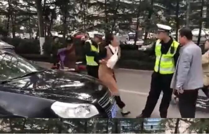 暴戾女司機！你以為法律治不了你？