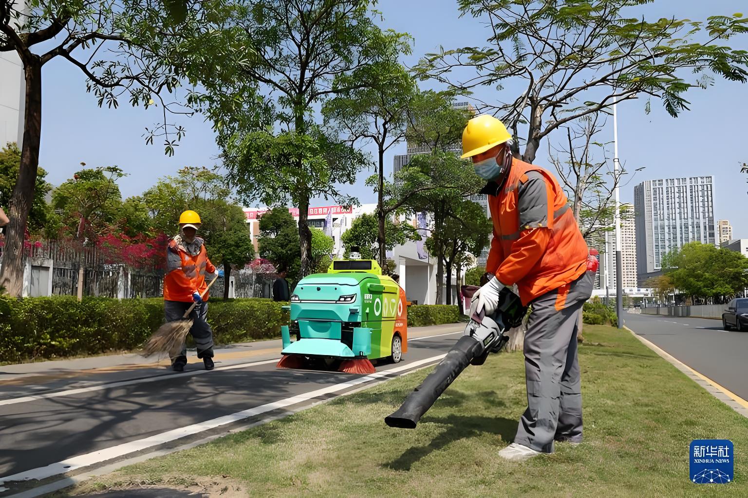 環(huán)衛(wèi)反光工作服：守護城市重要裝備