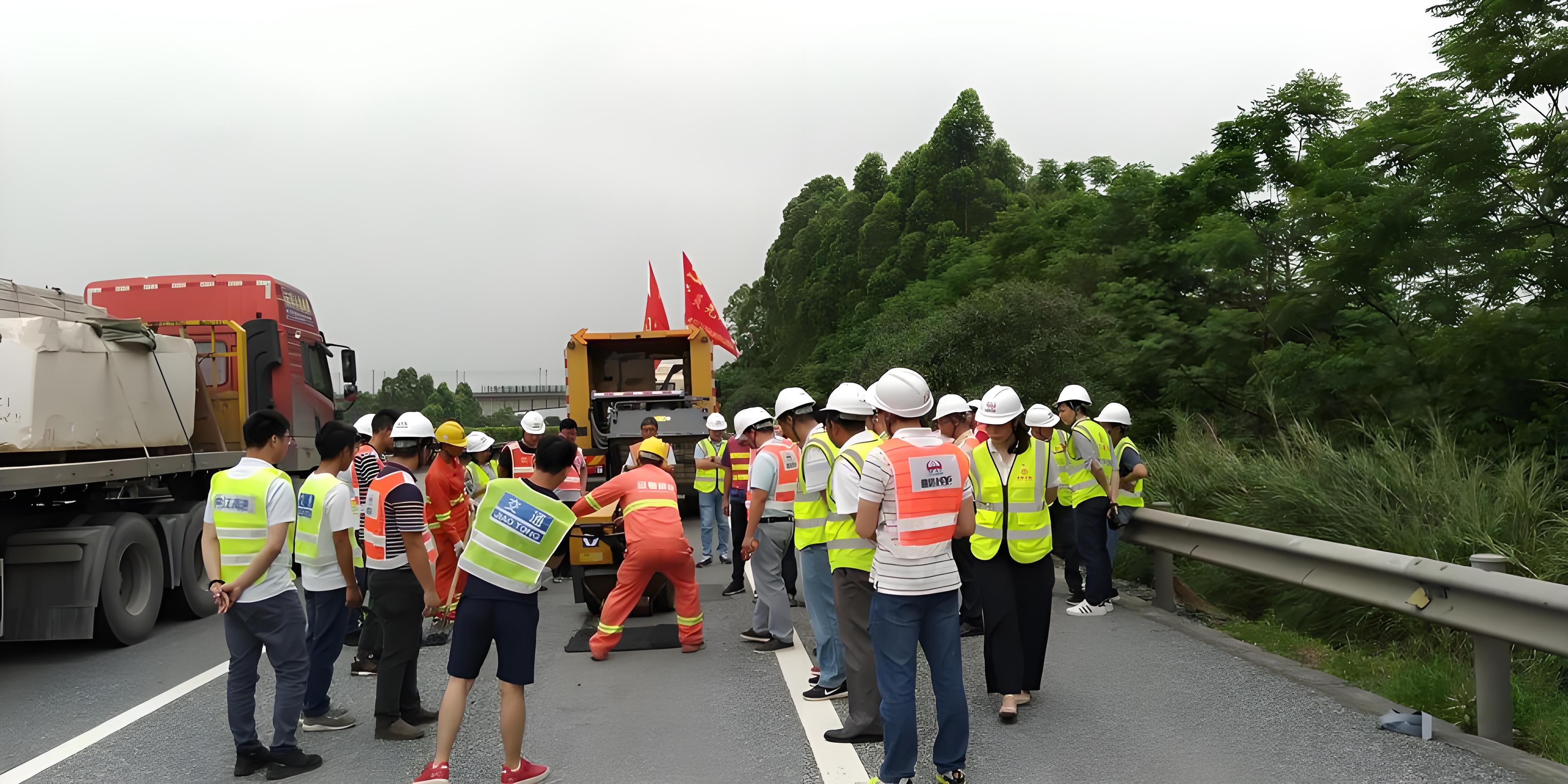 電力、冶金、環(huán)衛(wèi)...不同行業(yè)反光背心材質(zhì)選擇策略