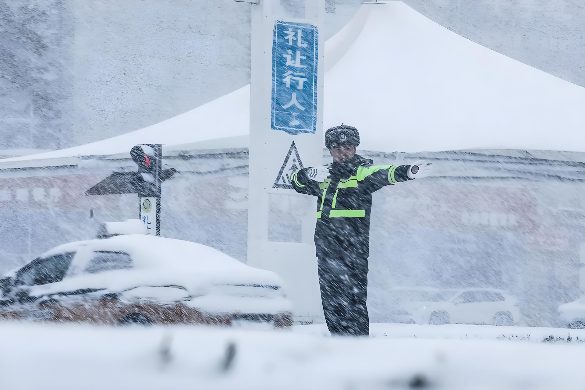 高可視與抗寒并存：交警反光棉衣復合材質的性能突破